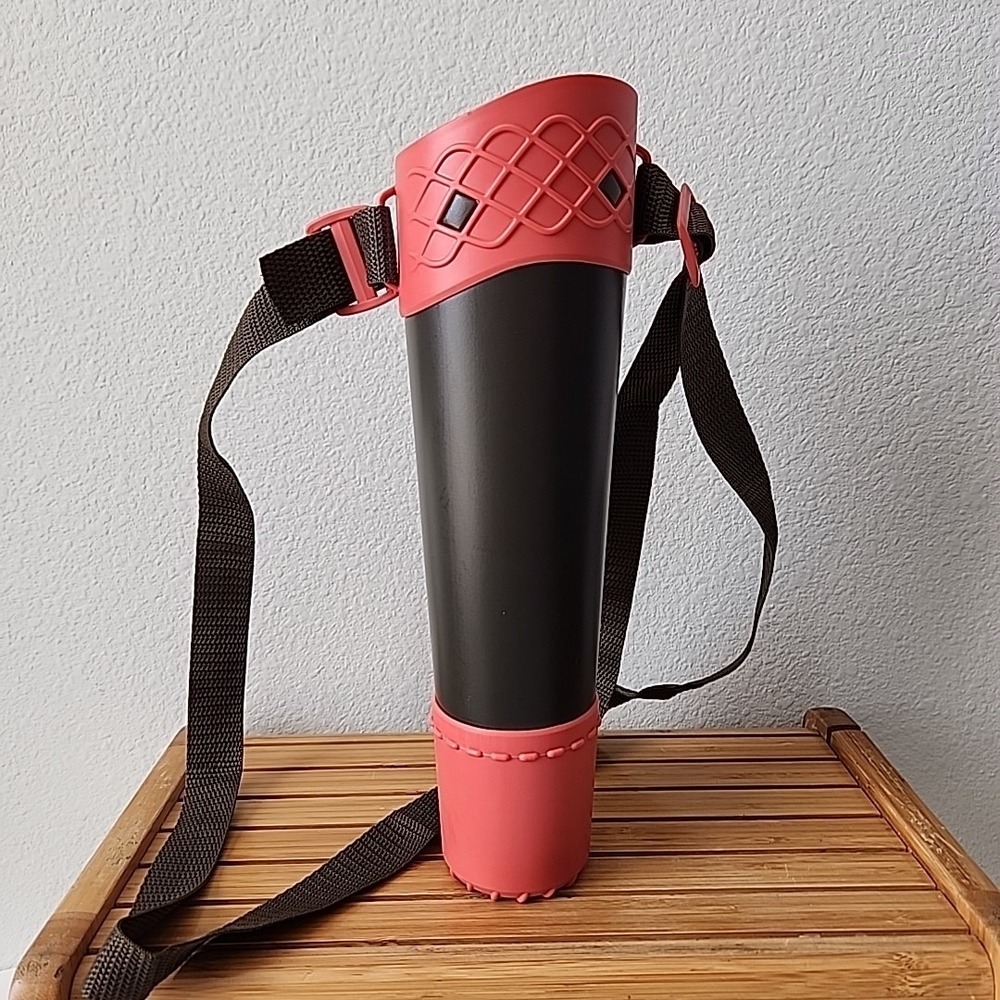 Brave Merida Archery Quiver Holder Disney Parks Plastic -‎ Arrows Not Included